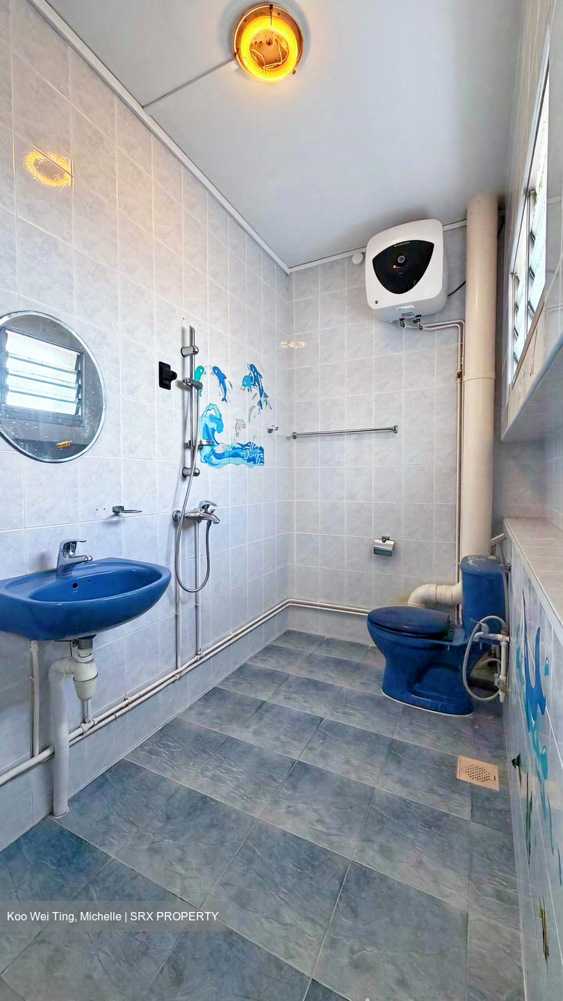 Blk 842 Jurong West Street 81 (Jurong West), HDB Executive #576133831